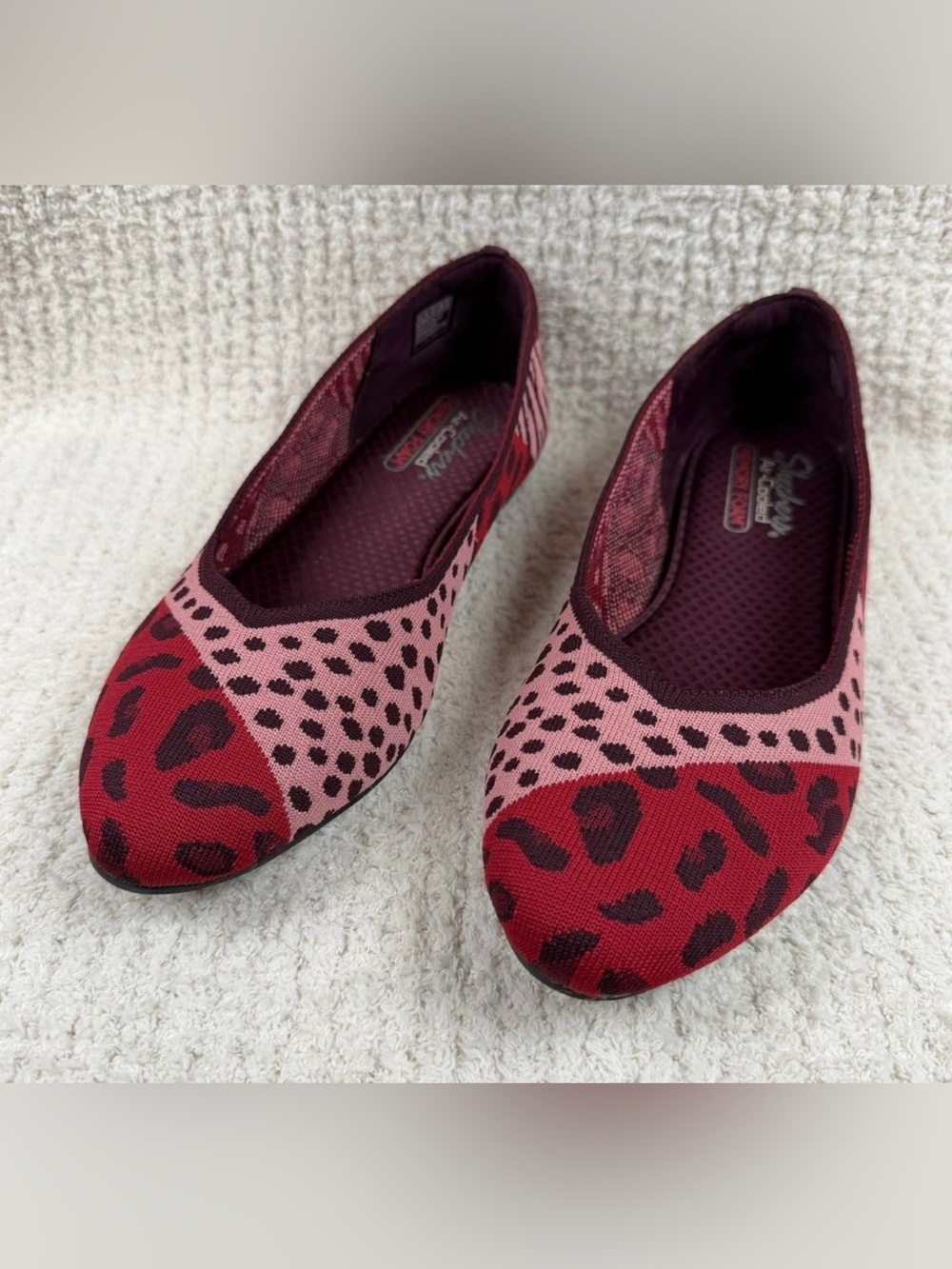 Skechers Womens 11 Cleo 2.0 Love Spell Red Pink Animal Print Flats Bold